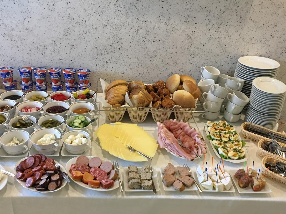 Człuchów 普里泽桑库旅馆酒店 外观 照片